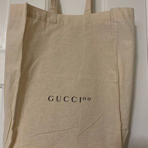 Gucci accessory lightweight bag